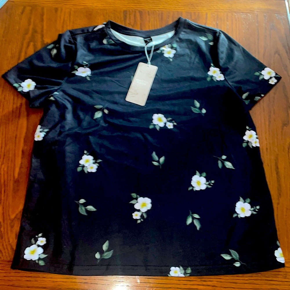 Emery Rose Women’s Top